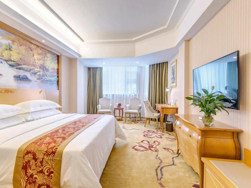 Vienna Hotel Guilin Airport Road Rongshan Экстерьер фото